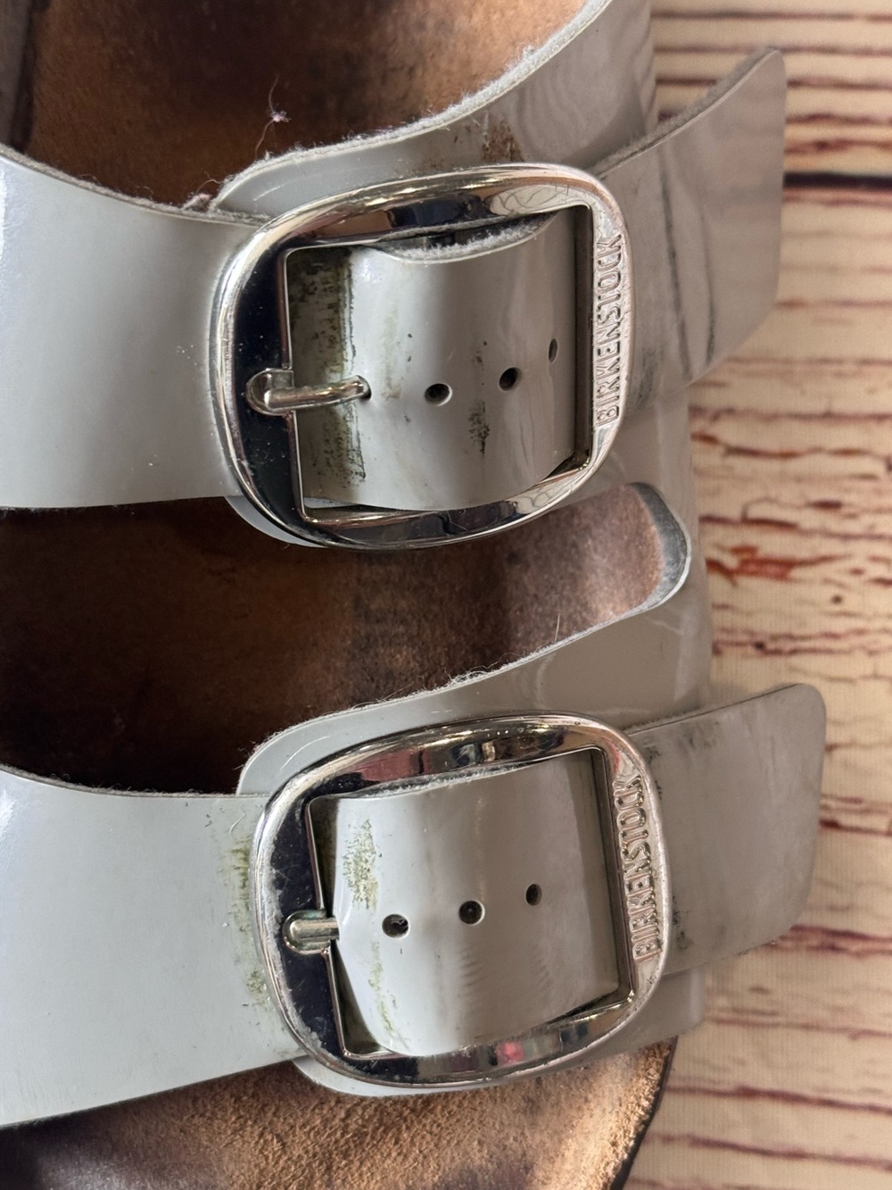 Birkenstock Arizona Birko-Flor Sandal in Patent Alloy Sz 39 - Picture 7 of 14